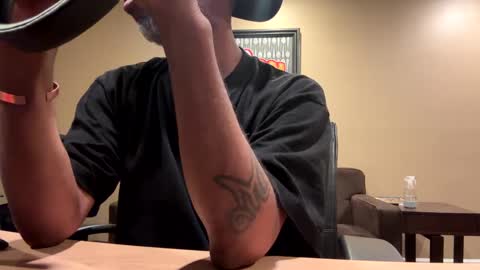 Snapshot of adick_ting chatting on 12-08-24, 06:22 adick_ting online show from 12-08-24, 06:22