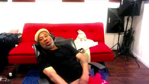 Snapshot of adick_ting chatting on 12-30-24, 11:06 adick_ting online show from 12-30-24, 11:06