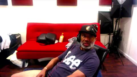 Snapshot of adick_ting chatting on 01-10-25, 08:37 adick_ting online show from 01-10-25, 08:37