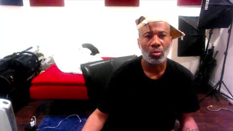 Snapshot of adick_ting chatting on 02-23-25, 12:05 adick_ting online show from 02-23-25, 12:05