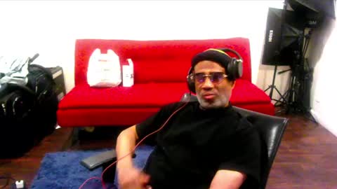 Snapshot of adick_ting chatting on 03-10-25, 06:49 adick_ting online show from 03-10-25, 06:49