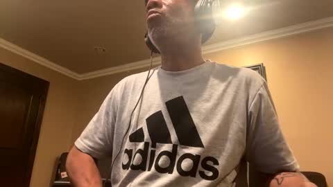 Snapshot of adick_ting chatting on 03-11-25, 08:20 adick_ting online show from 03-11-25, 08:20