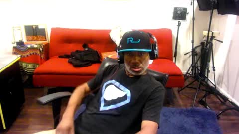 Snapshot of adick_ting chatting on 10-16-25, 03:57 adick_ting online show from 10-16-25, 03:57