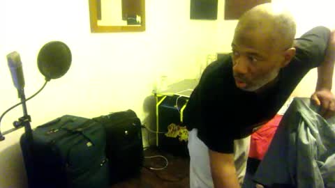 Snapshot of adick_ting chatting on 11-10-25, 03:38 adick_ting online show from 11-10-25, 03:38