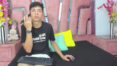 Snapshot of admedthot chatting on 11-19-25, 03:28 AdmedThot online show from 11-19-25, 03:28