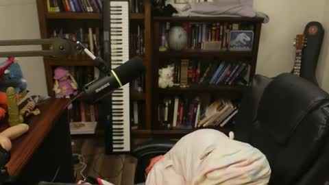 adobe_angel304 online show from 03-04-25, 08:02