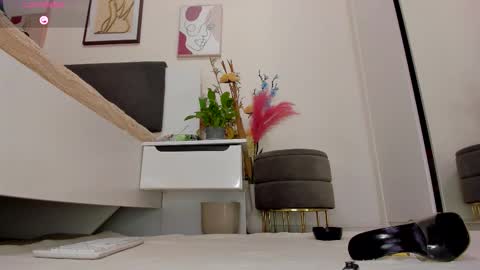 Save the date 23 NOVEMBER for a incendiary day with me  online show from 03-02-26, 05:09