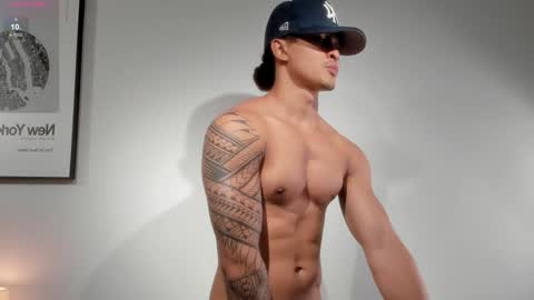 Adonis online show from 01-08-25, 05:16