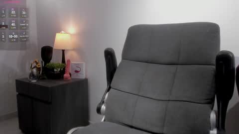 Adonis online show from 01-11-25, 07:17