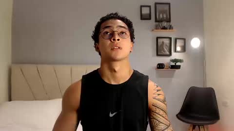 Adonis online show from 10-17-25, 09:06