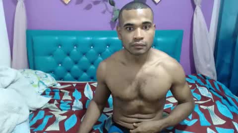 adonis_kodjoe online show from 05-16-26, 08:44