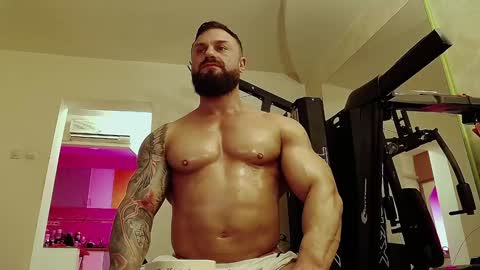 Adonis online show from 02-09-25, 01:44