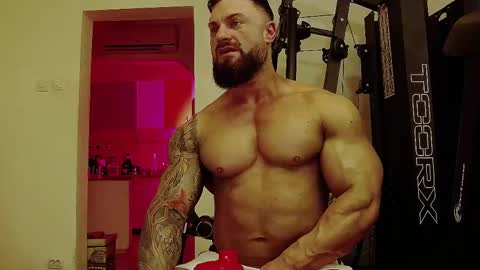 Adonis online show from 03-06-25, 10:26