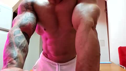 Adonis online show from 09-19-25, 03:02