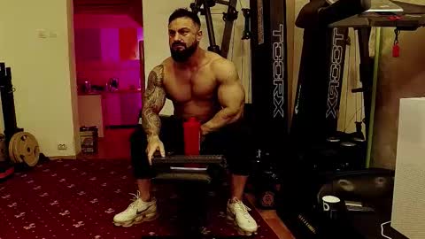 Adonis online show from 10-18-25, 06:41