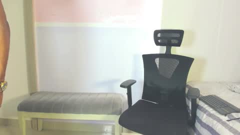 Snapshot of adonisknigh chatting on 03-11-26, 04:57 Adonis Knight online show from 03-11-26, 04:57