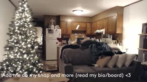 adorable22 online show from 12-17-24, 05:18