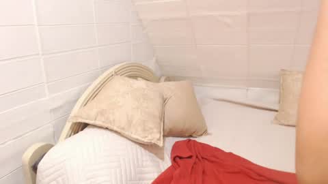 Snapshot of adorabletrans69 chatting on 03-01-26, 06:21 Princess BLanca online show from 03-01-26, 06:21