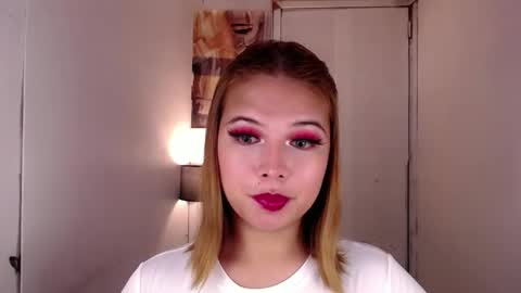 Snapshot of adorabletsforyouxx chatting on 10-09-25, 05:55 adorabletsforyouxx online show from 10-09-25, 05:55