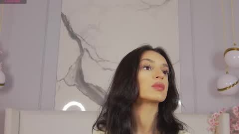 adoracortes online show from 10-11-25, 05:17