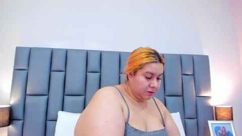 Snapshot of adreeaperez1 chatting on 01-21-25, 11:46 ANDREA PEREZ online show from 01-21-25, 11:46