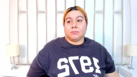 Snapshot of adreeaperez1 chatting on 02-05-25, 11:55 ANDREA PEREZ online show from 02-05-25, 11:55
