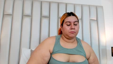 Snapshot of adreeaperez1 chatting on 02-06-25, 11:54 ANDREA PEREZ online show from 02-06-25, 11:54