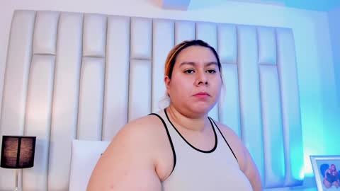 Snapshot of adreeaperez1 chatting on 02-08-25, 11:22 ANDREA PEREZ online show from 02-08-25, 11:22