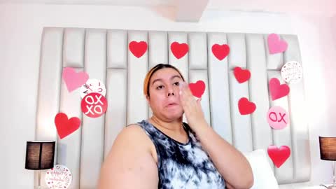 Snapshot of adreeaperez1 chatting on 02-14-25, 12:14 ANDREA PEREZ online show from 02-14-25, 12:14