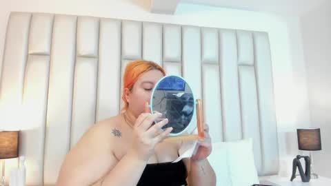 Snapshot of adreeaperez1 chatting on 09-23-25, 11:35 ANDREA PEREZ online show from 09-23-25, 11:35