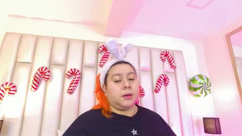 ANDREA PEREZ online show from 12-18-25, 11:38