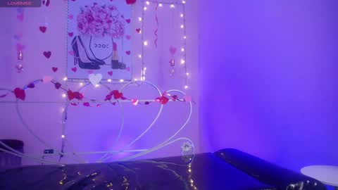 Adri  online show from 02-13-25, 06:52