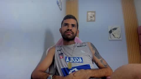 adri_sexboy229 online show from 10-23-25, 07:51