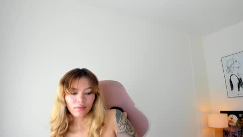 Adriana online show from 09-28-25, 02:00