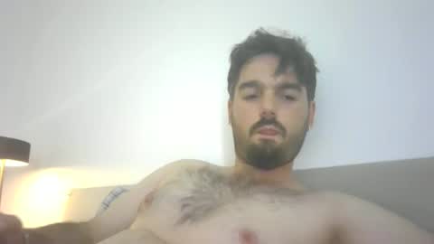 Snapshot of adrian31319 chatting on 11-16-25, 08:31 adrian31319 online show from 11-16-25, 08:31