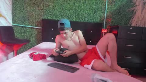 adrian_fire01 online show from 04-07-26, 06:19