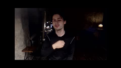 Snapshot of adrian_grey3 chatting on 09-28-25, 03:12 Adrian online show from 09-28-25, 03:12