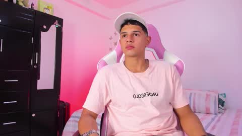 ADRIAN online show from 02-04-26, 06:25