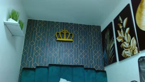 Snapshot of adrian_rae chatting on 01-09-25, 03:23 online show from 01-09-25, 03:23