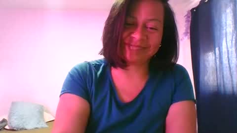 Snapshot of adrianagogo18 chatting on 09-13-25, 05:57 adrianagogo18 online show from 09-13-25, 05:57