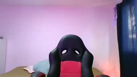 Snapshot of adrianagogo18 chatting on 09-26-25, 11:25 adrianagogo18 online show from 09-26-25, 11:25