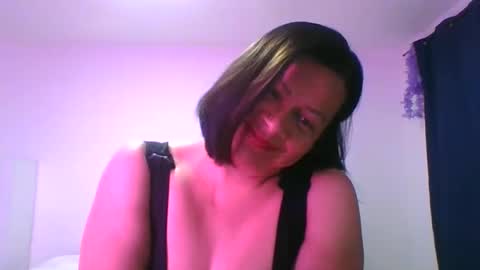 Snapshot of adrianagogo18 chatting on 10-07-25, 11:02 adrianagogo18 online show from 10-07-25, 11:02