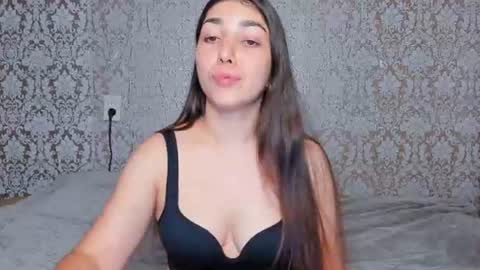 Adriana online show from 06-25-26, 06:45