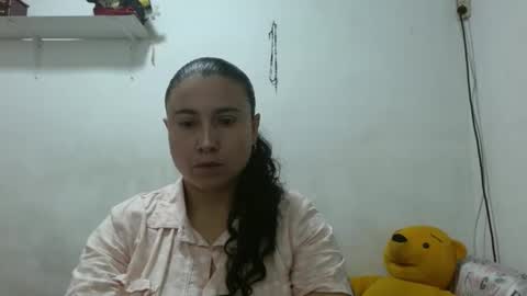 Snapshot of adrianatellez chatting on 09-25-25, 01:26 Adriana Tellez online show from 09-25-25, 01:26