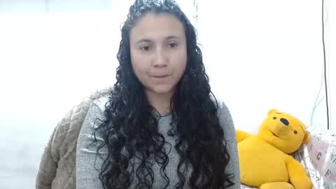 Snapshot of adrianatellez chatting on 10-02-25, 04:47 Adriana Tellez online show from 10-02-25, 04:47