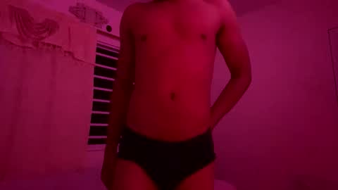 adriancho2408 online show from 05-05-26, 04:53