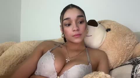 Adrianna  online show from 01-25-25, 06:45