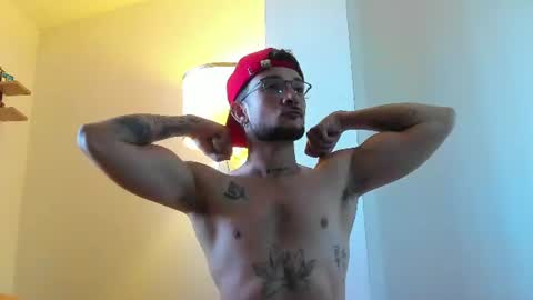 Snapshot of adriano_bigcock chatting on 07-21-26, 12:07 Adrian online show from 07-21-26, 12:07