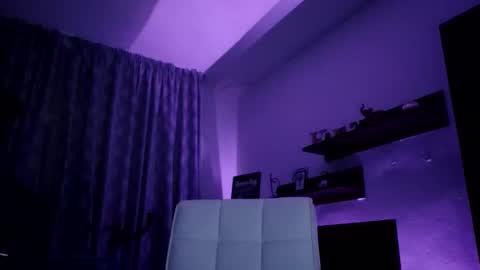 Adriano online show from 10-25-25, 05:08