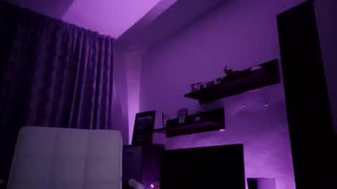 Adriano online show from 11-14-25, 07:56